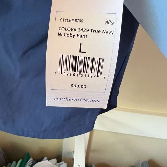 Southern Tide Women’s Coby Pants in True Navy - Picture 3 of 3